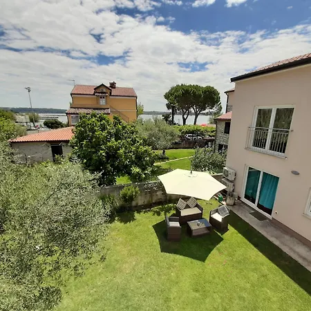 Lägenhet Riva View 1 Novigrad Istria